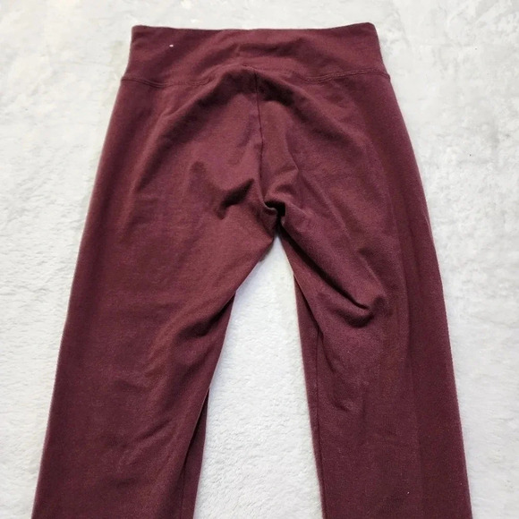Aerie Women's Burgundy Athletic Leggings Size Medium - Picture 9 of 9
